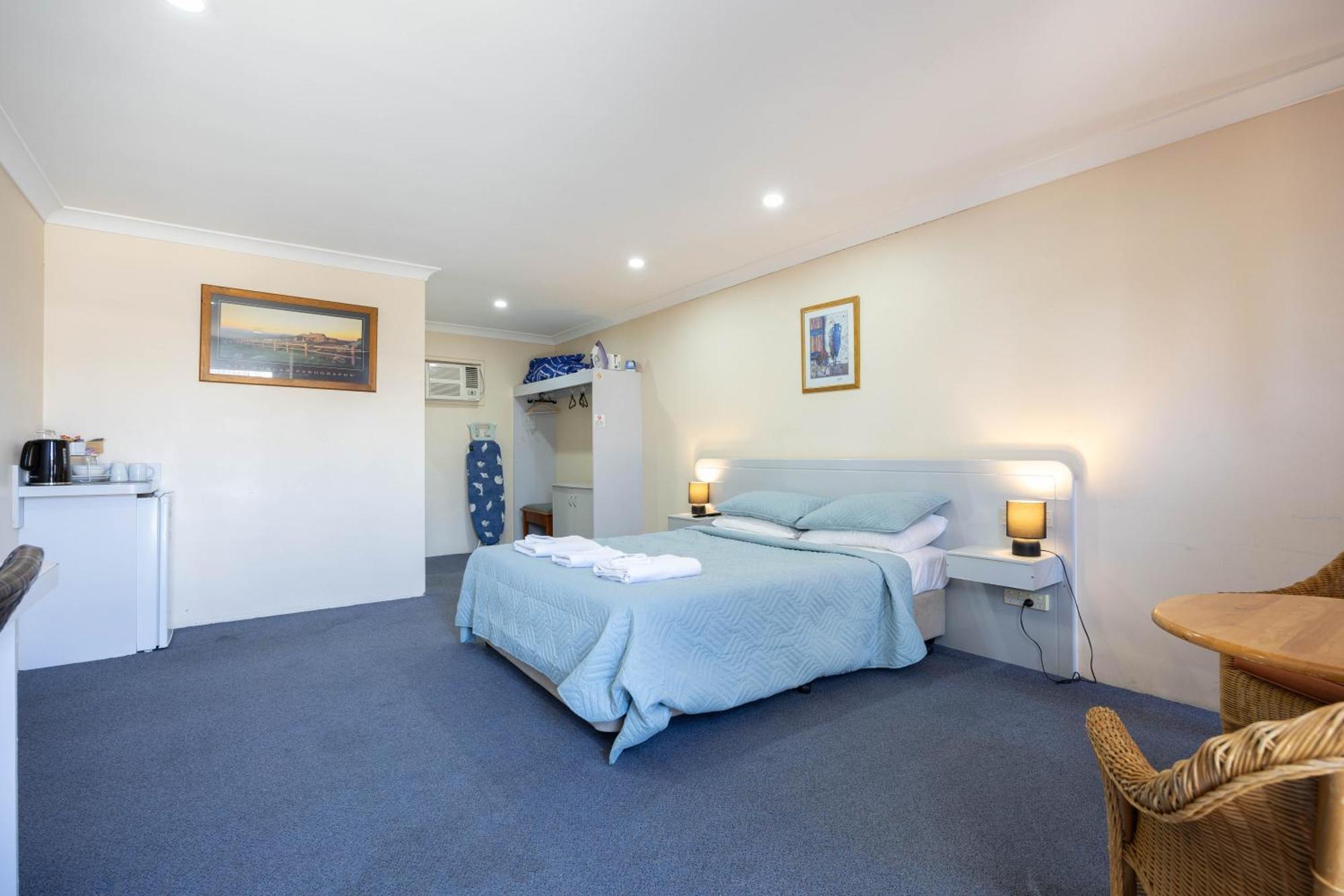 وارويك Alexander Motel المظهر الخارجي الصورة