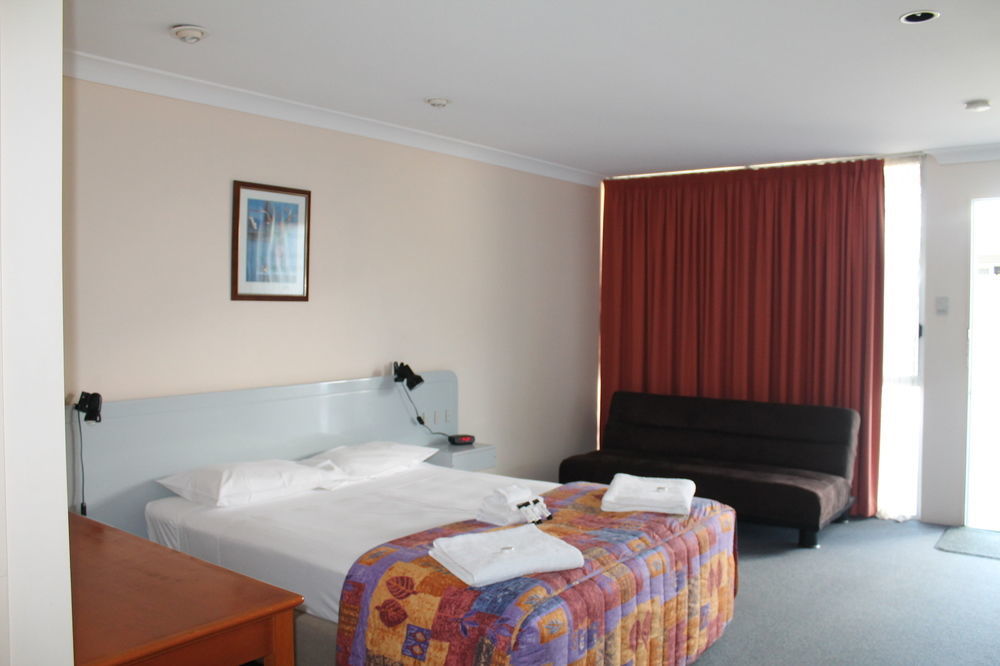 وارويك Alexander Motel المظهر الخارجي الصورة
