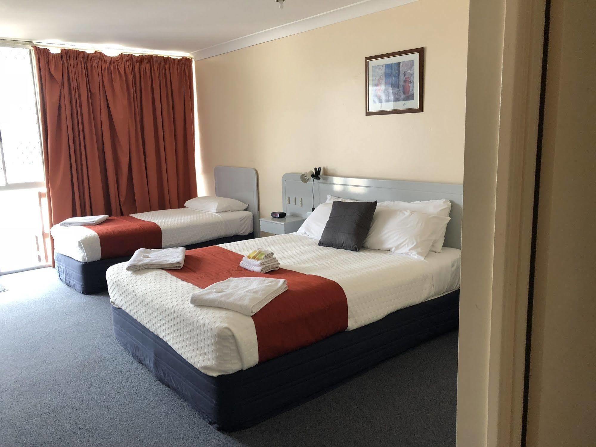 وارويك Alexander Motel المظهر الخارجي الصورة
