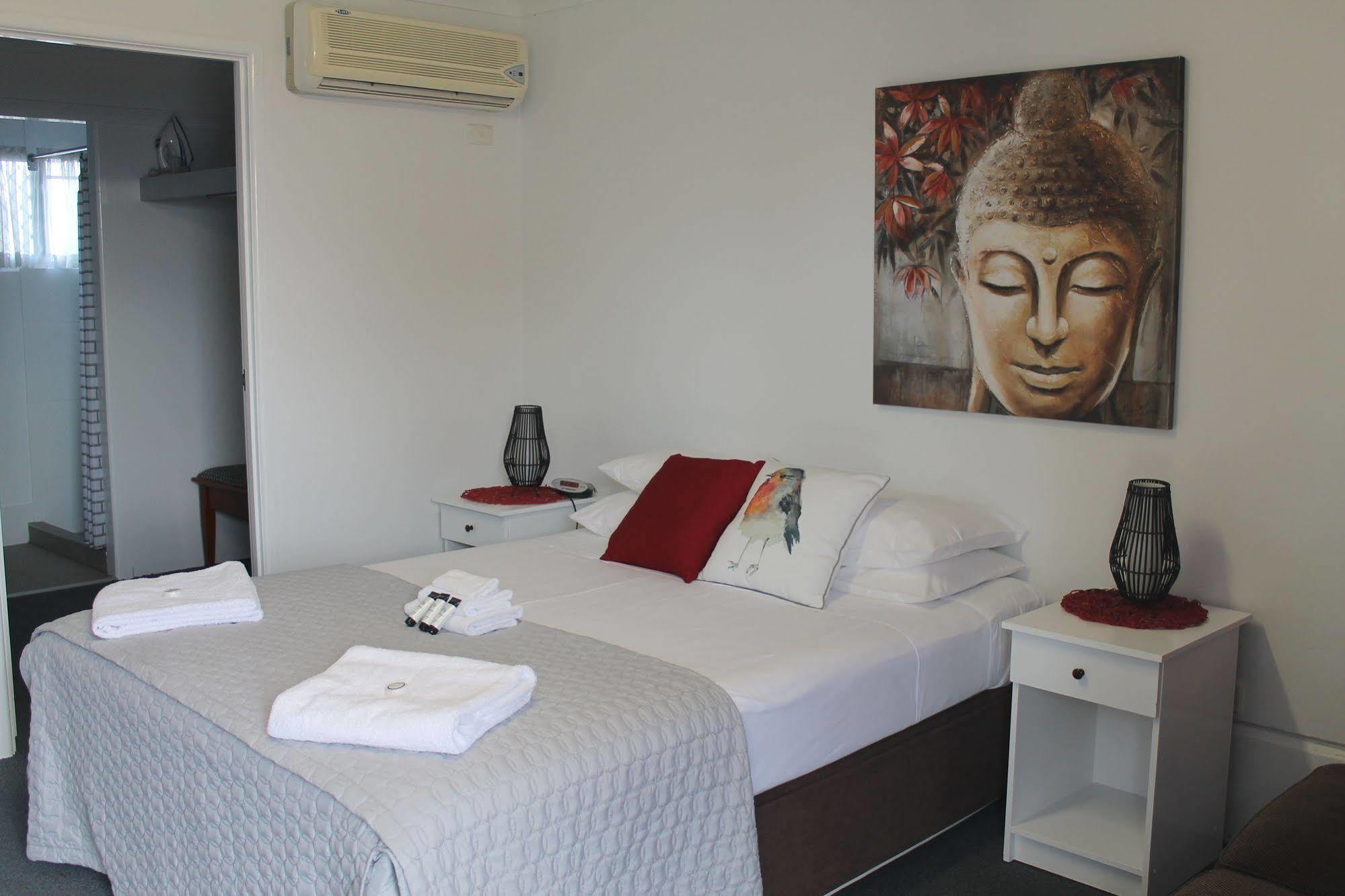 وارويك Alexander Motel المظهر الخارجي الصورة